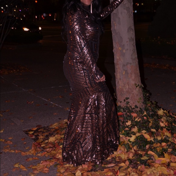 Bronze/black sequence with slight-turtleneck gown - Picture 1 of 2